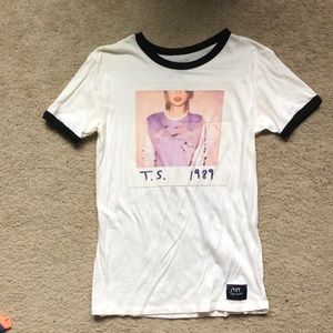 taylor swift 1989 tour shirt